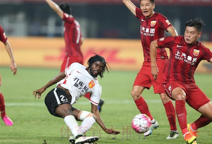 终结各项赛事19场球荒，维尼修斯打进自去年10月以来的首球